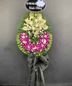 Hoa Chia Buồn Trong Nỗi Đau