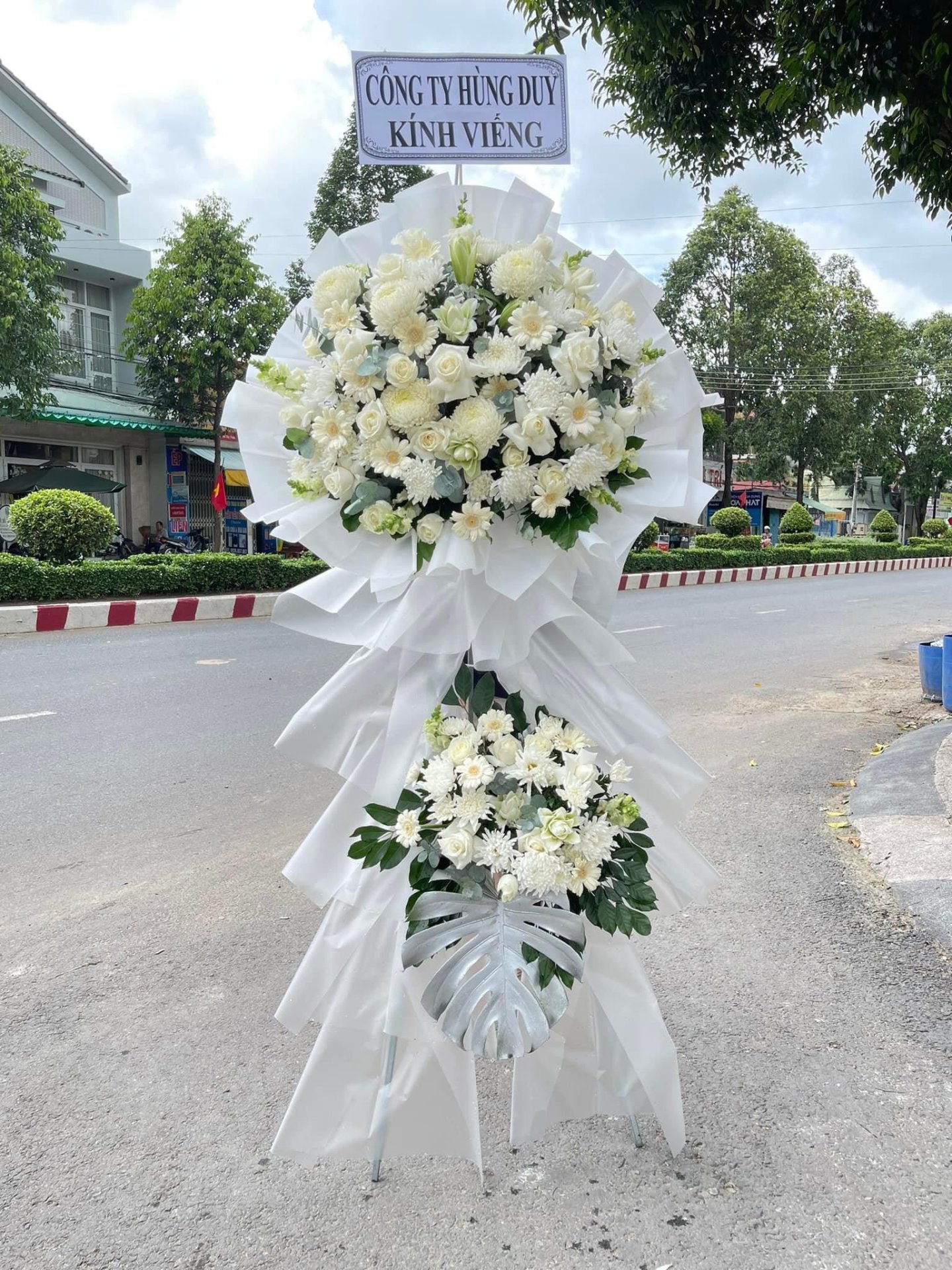 Hoa Viếng Gửi Lời Chia Buồn (03)