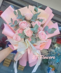 Bó hoa hồng trẻ trung