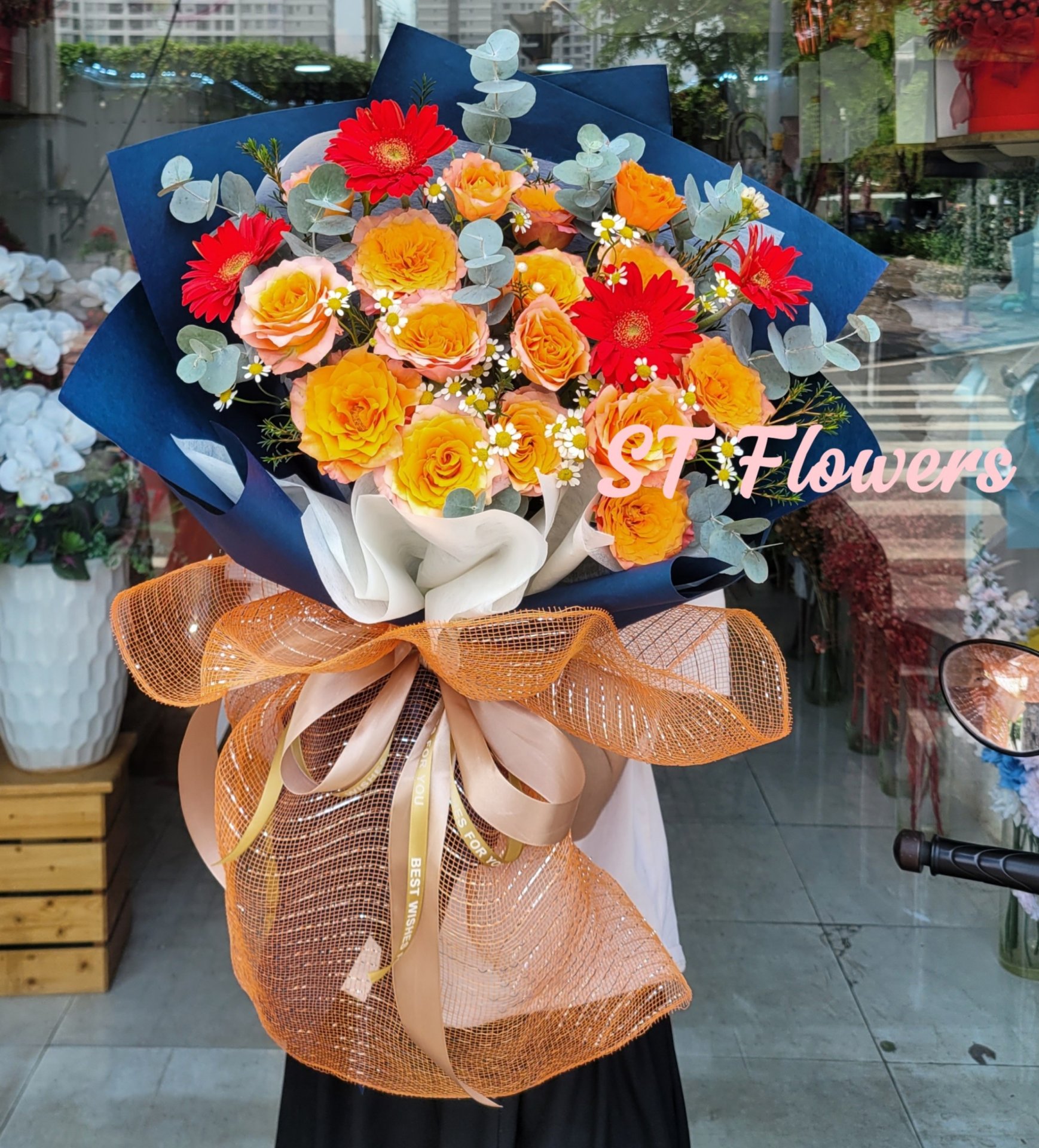 Bó hoa spirits phong cách hiện đại
