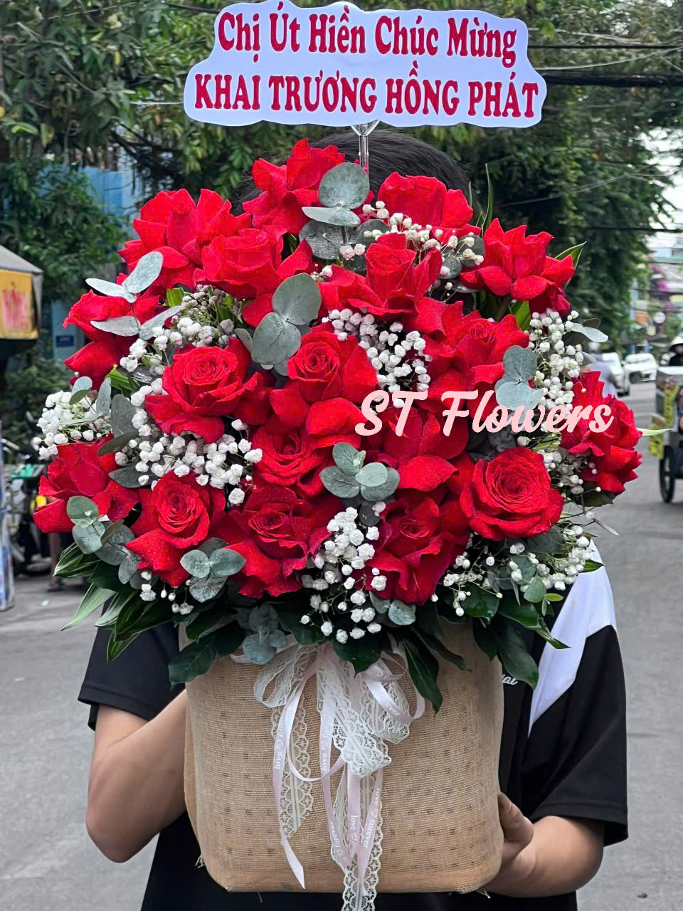 Giỏ Hoa Hồng Đỏ Mừng Khai Trương Mã 2