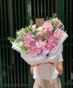 Giỏ Hoa Tươi Thanh Lịch