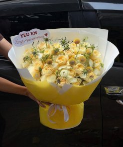 Bó Hoa Hồng Vàng "Yêu Em" Mừng Kỷ Niệm 3 Năm