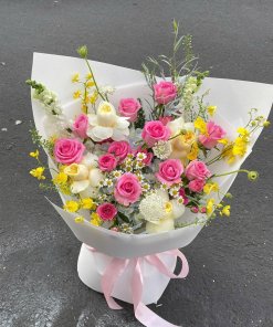 Bó Hoa Hồng Phấn & Cúc Họa Mi