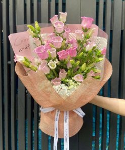 Bó Hoa Chuông Hồng Dịu Dàng