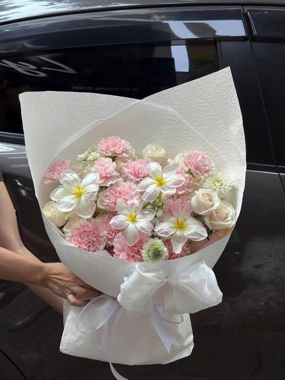 Bó Hoa Tươi Thơm Tinh Khôi