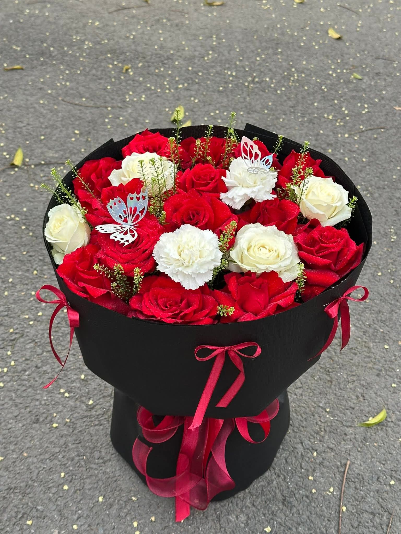 Bó Hoa Cẩm Tú Cầu Xanh Biển Mộng Mơ