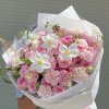 Bó hoa tươi tone hồng pastel sang trọng tại STflowers Quận 7