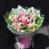 Bó hoa tươi tone hồng pastel sang trọng của shop hoa tươi STflowers tại Quận 7